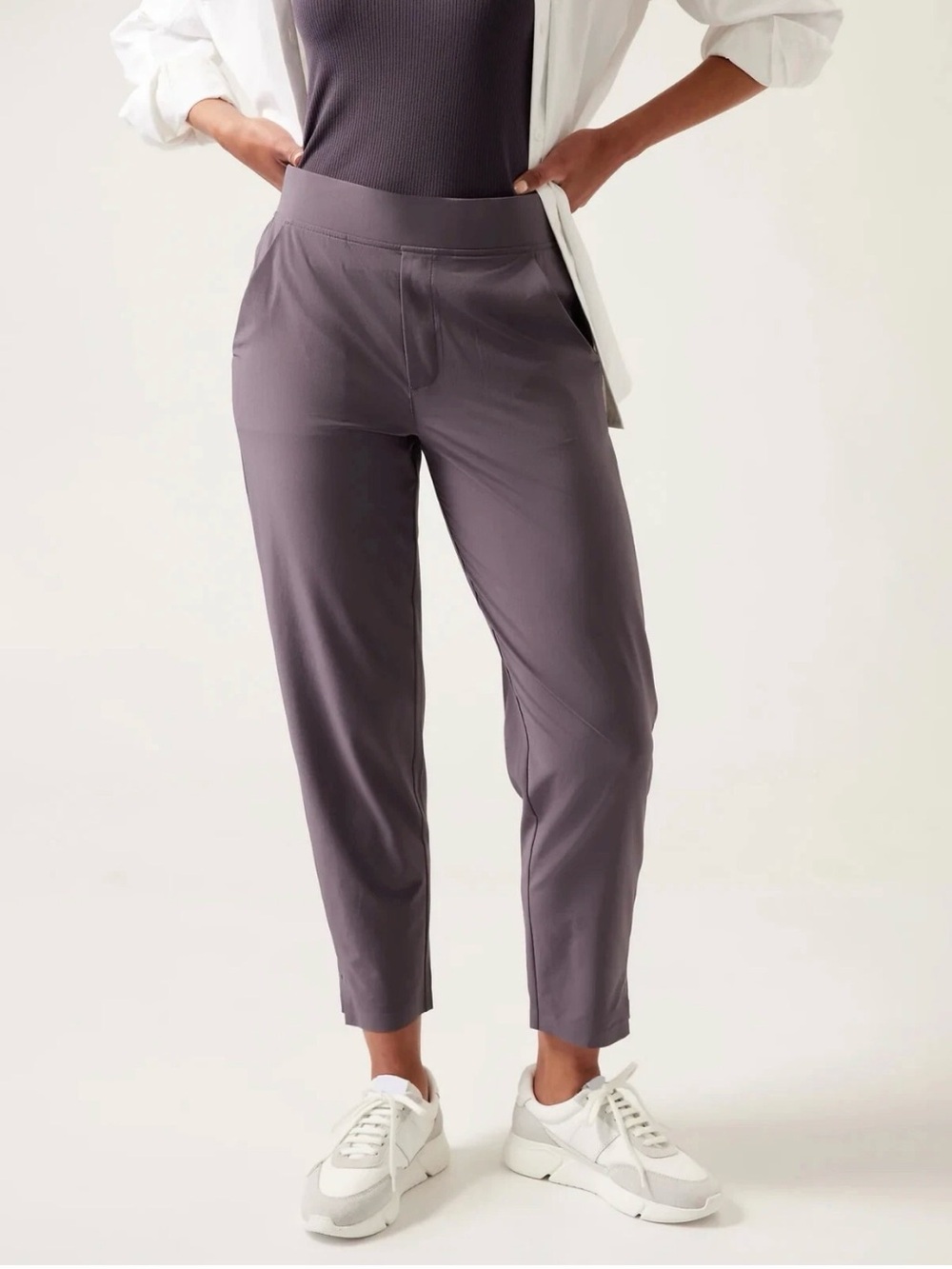 Athleta Brooklyn Tapered Ankle Pants in dusk violet